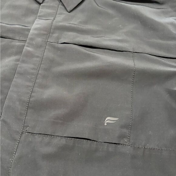Men’s Fabletics The Outpost Jacket Boxy Oversized Snap Button Up Size Medium - Picture 2 of 7